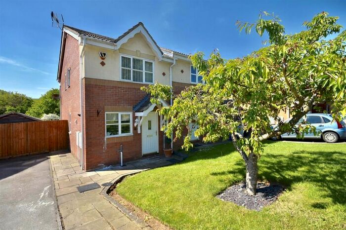 2 Bedroom Property To Rent In Pendle Avenue, Kettering, NN16