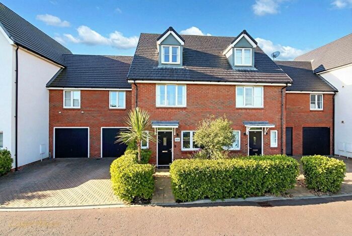 4 Bedroom Terraced House For Sale In Cresswell Square, Angmering, BN16