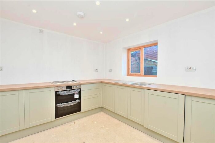 3 Bedroom Barn Conversion For Sale In Moats Lane, South Nutfield, Redhill, Surrey, RH1