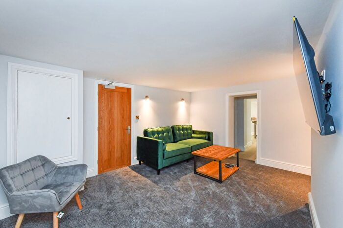 2 Bedroom Flat To Rent In St. James Terrace, Nottingham, NG1