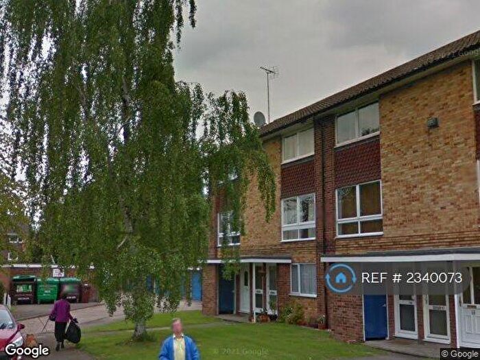 2 Bedroom Maisonette To Rent In Inglewood Court, Reading, RG30