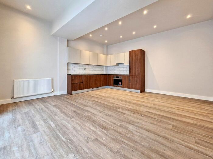 1 Bedroom Flat To Rent In Station Road, Harrow, Greater London, HA1