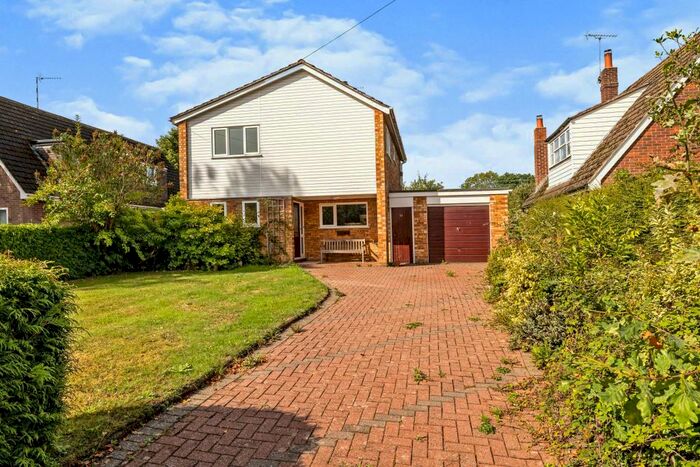 4 Bedroom Detached House For Sale In Station Road, Hatton, Warwick, CV35