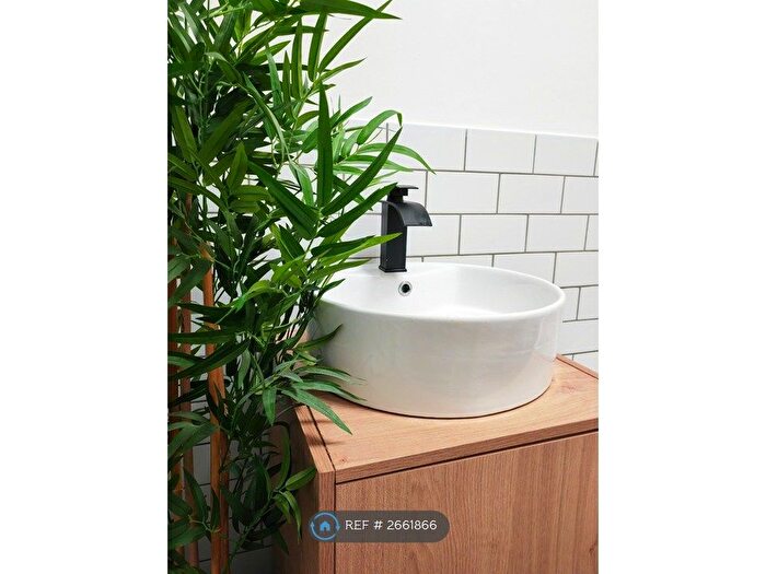 3 Bedroom Terraced House To Rent In Milton Street, Oswaldtwistle, Accrington, BB5