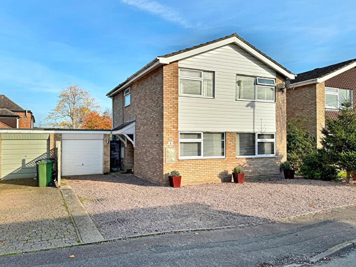 4 Bedroom Detached House For Sale In Willow Way, Hauxton, CB22