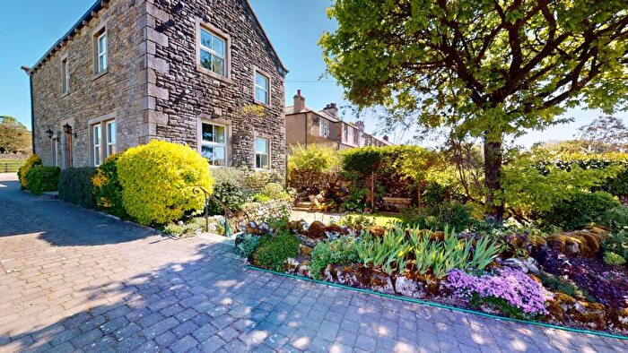 2 Bedroom Detached House For Sale In Woodside, Grassington, Skipton, BD23