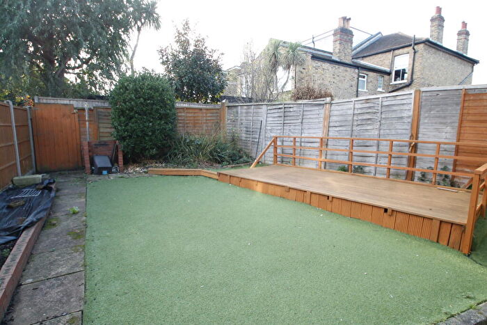 2 Bedroom Flat To Rent In Stanstead Road, Forest Hill, SE23