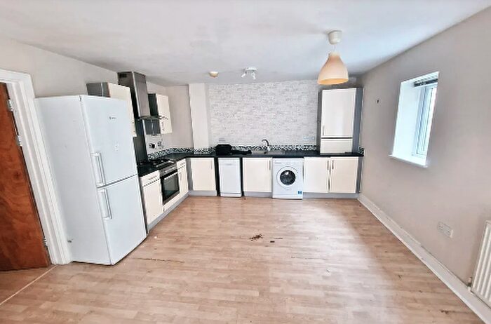 2 Bedroom Flat For Sale In Knightrider Street, Maidstone, Kent, ME15