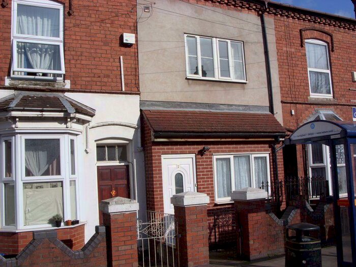 4 Bedroom House To Rent In Dawlish Road, B29