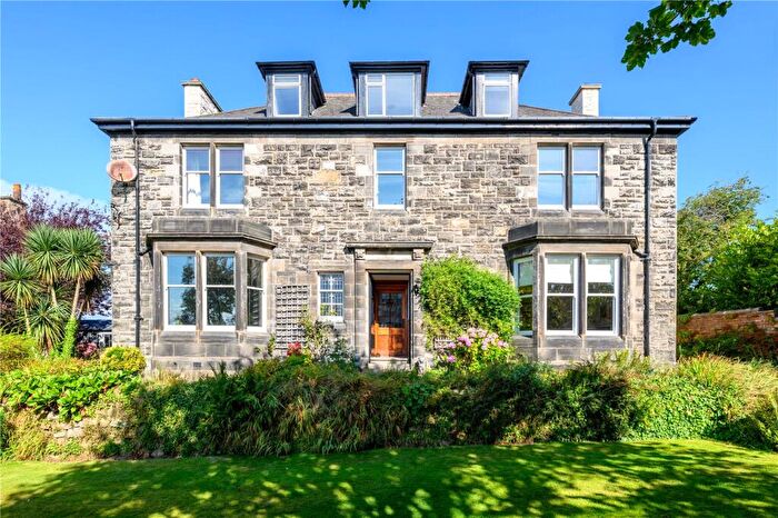 6 Bedroom Detached House For Sale In Garvock Hill, Dunfermline, Fife, KY12