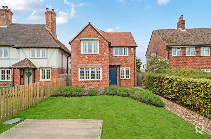 3 Bedroom Detached House For Sale In Frinsted Road, Milstead, Sittingbourne, Kent, ME9