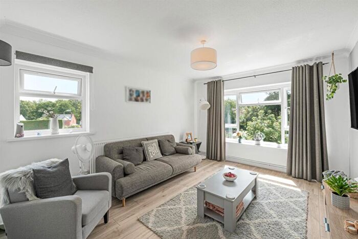 2 Bedroom Flat For Sale In Coed Lee, Coed Eva, Cwmbran, NP44