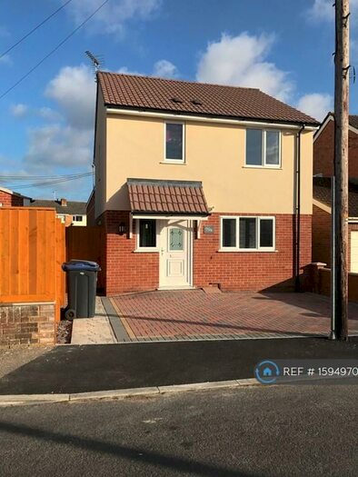 3 Bedroom Detached House To Rent In Chantry Gardens, Southwick, Trowbridge, BA14