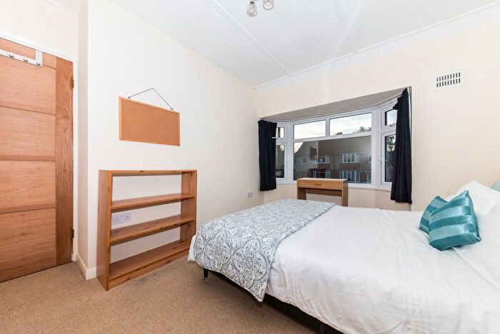 4 Bedroom Property To Rent In Hillside Avenue, Canterbury, CT2