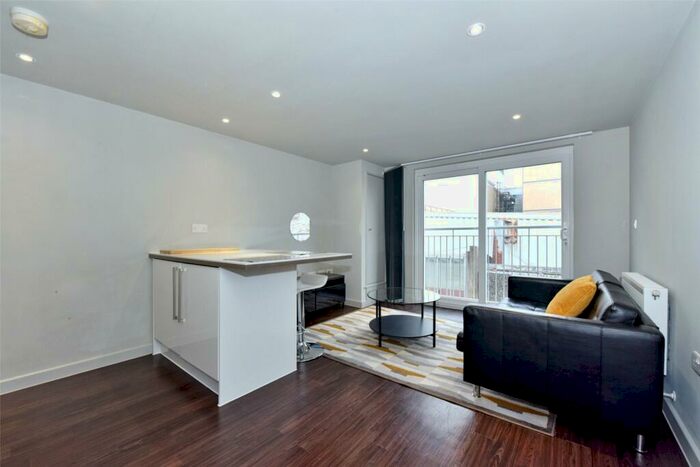 1 Bedroom Apartment To Rent In High Street, Slough, SL1
