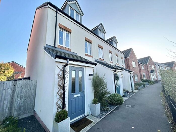 3 Bedroom House To Rent In Saddle Way, Picket Twenty, Andover, SP11