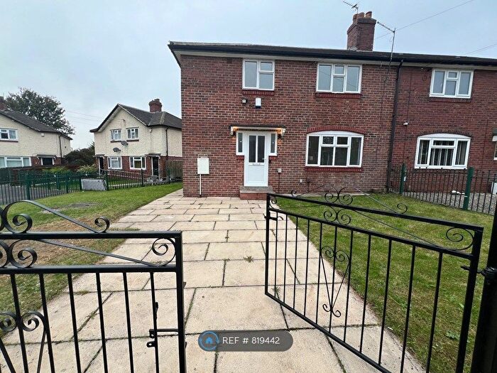 3 Bedroom Semi-Detached House To Rent In Storey Place, Leeds, LS14
