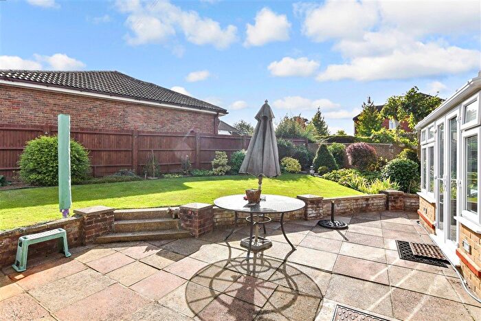 4 Bedroom Detached House For Sale In Loose Road, Maidstone, Kent, ME15