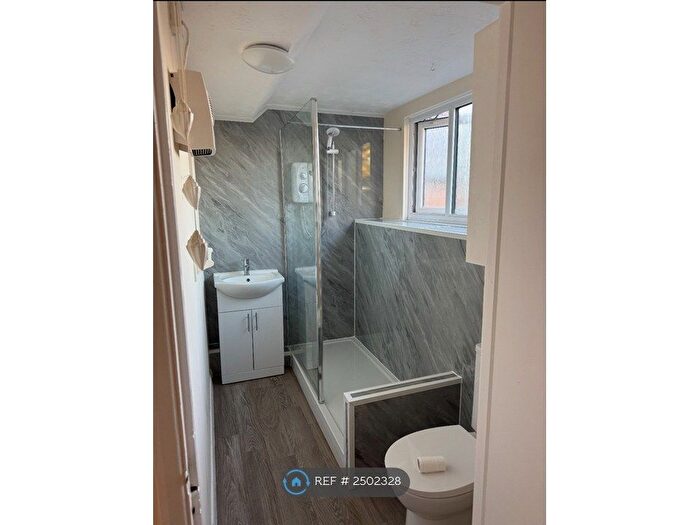1 Bedroom Flat To Rent In Herriotts Lane, Wellingborough, NN8