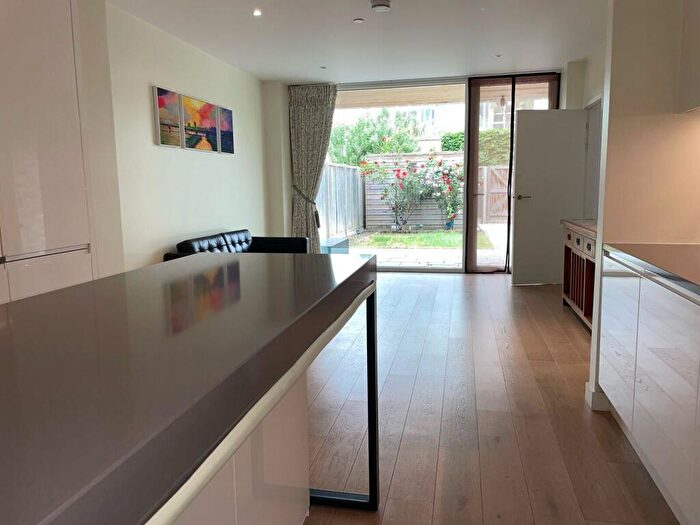 4 Bedroom Terraced House To Rent In Royal Wharf, Docklands, London, E16