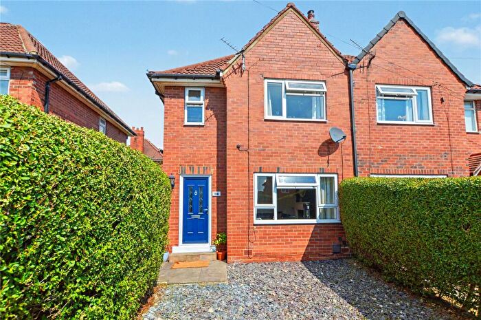 2 Bedroom Semi-Detached House For Sale In Green Lea, Oulton, Leeds, West Yorkshire, LS26