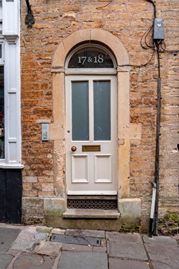 1 Bedroom Flat For Sale In Catherine Hill, Frome, BA11