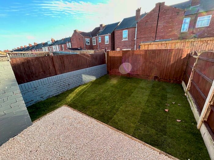 2 Bedroom House To Rent In Lorna Road, Mexborough, S64