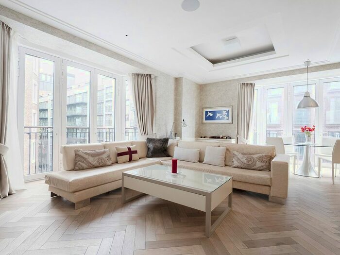 2 Bedroom Flat For Sale In Drake House, Marsham Street, SW1P