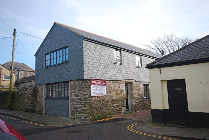 1 Bedroom Flat To Rent In Market Street, St. Just, Penzance, TR19