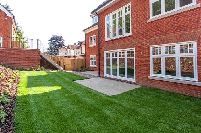 2 Bedroom Flat To Rent In Aston House, High Street, Wargrave, RG10