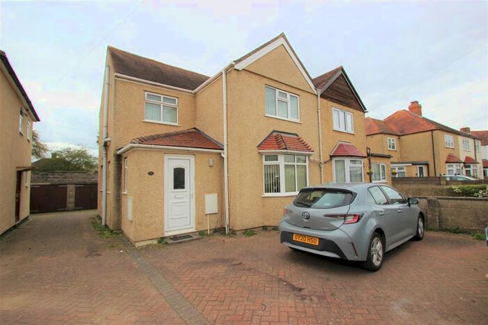 3 Bedroom Property To Rent In Dene Road, Headington, Oxford, OX3