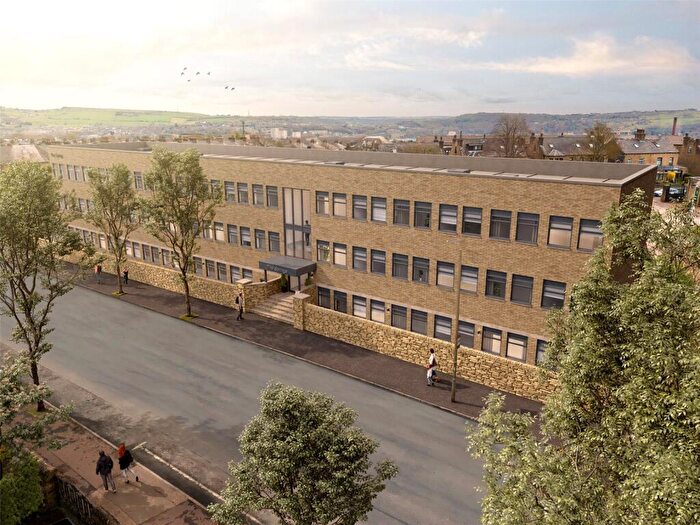 1 Bedroom Apartment To Rent In Spring Hall Lane, Halifax, Calderdale, HX1