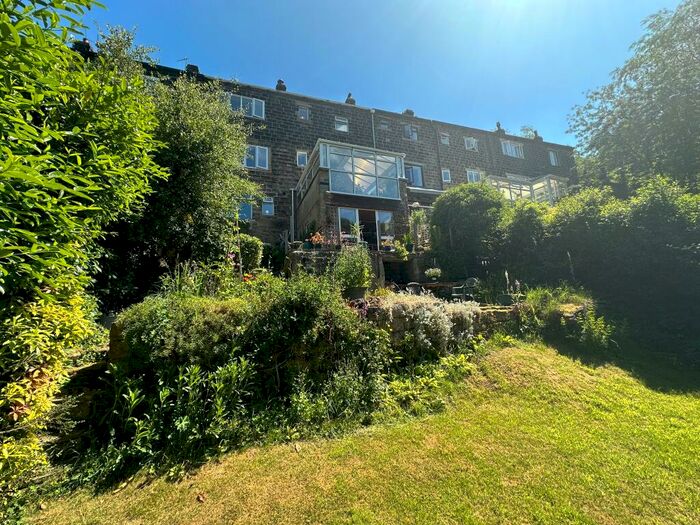 3 Bedroom Cottage For Sale In Victoria Buildings, Cragg Vale, HX7