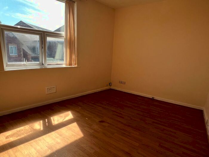 1 Bedroom Duplex To Rent In Peel Road, Bootle, Liverpool, L20