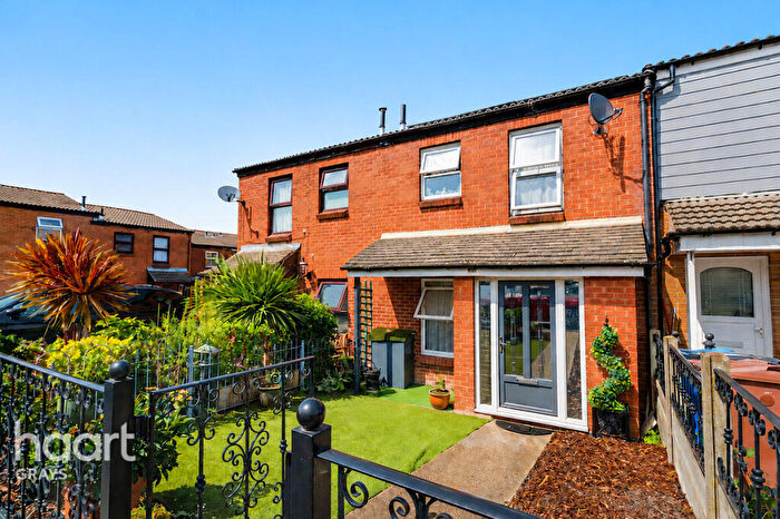 3 Bedroom Terraced House For Sale In Thamley, Purfleet, RM19