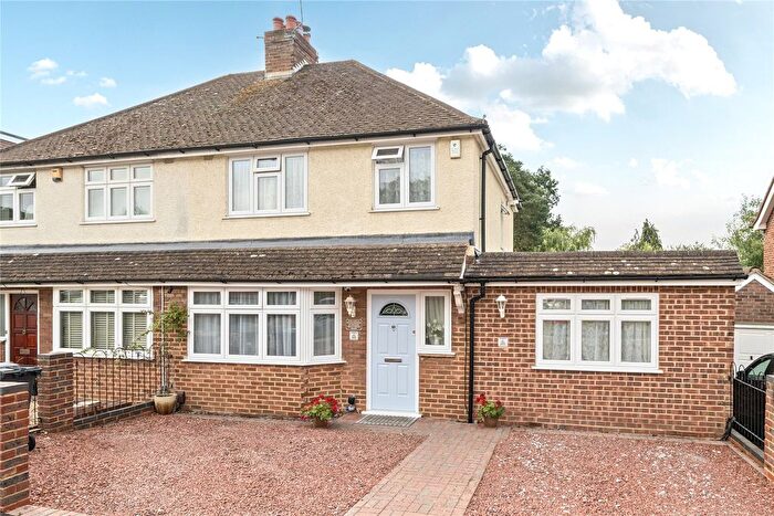 3 Bedroom Semi-Detached House For Sale In Jacob's Well, Guildford, Surrey, GU4