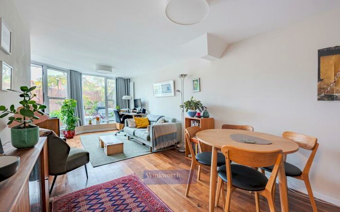 1 Bedroom Apartment To Rent In Seaton Close, SE11