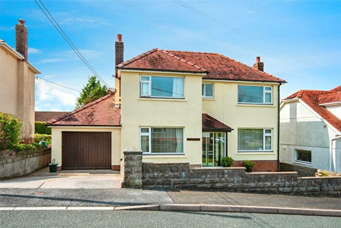 3 Bedroom Detached House For Sale In Cwmffrwd, Carmarthen, Carmarthenshire, SA31