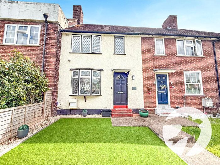 2 Bedroom Terraced House For Sale In Dunkery Road, London, SE9