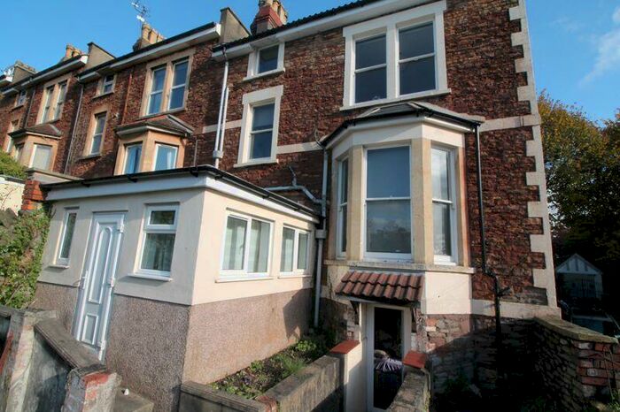 9 Bedroom End Of Terrace House To Rent In B, Hartington Park, Redland, BS6