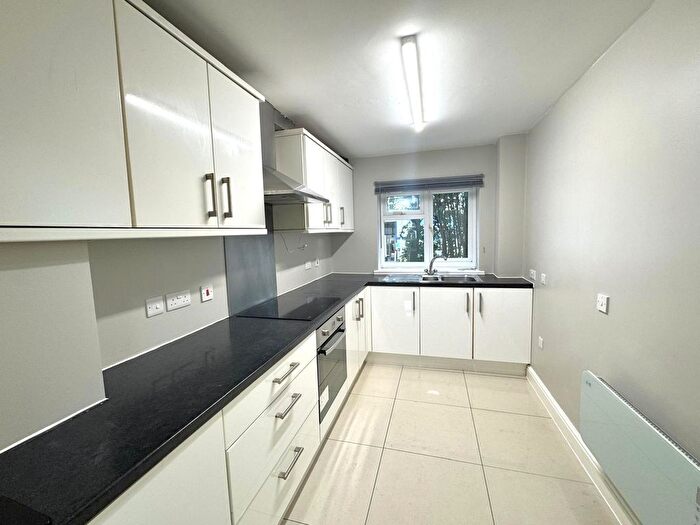 2 Bedroom Flat To Rent In Neptune Road, Harrow, HA1