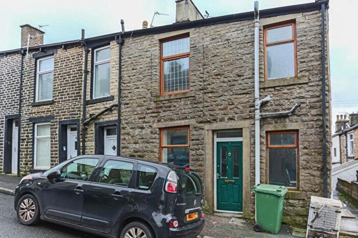 1 Bedroom End Of Terrace House To Rent In Rifle Street, Haslingden, BB4