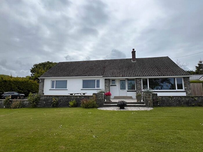 3 Bedroom Bungalow For Sale In Cnwc Y Lili, New Quay, SA45