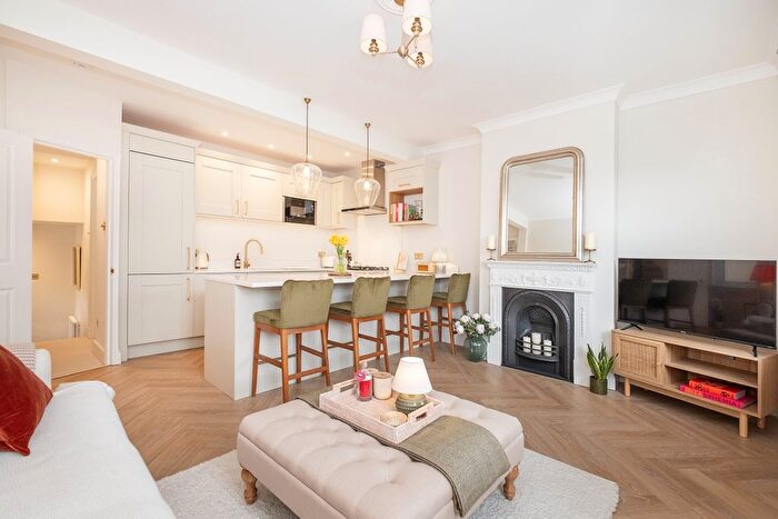 2 Bedroom Maisonette To Rent In Graham Road, London, SW19