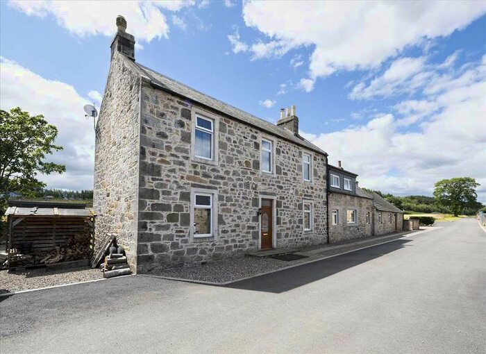 4 Bedroom Detached House For Sale In Farmhouse, Myrehead, EH49