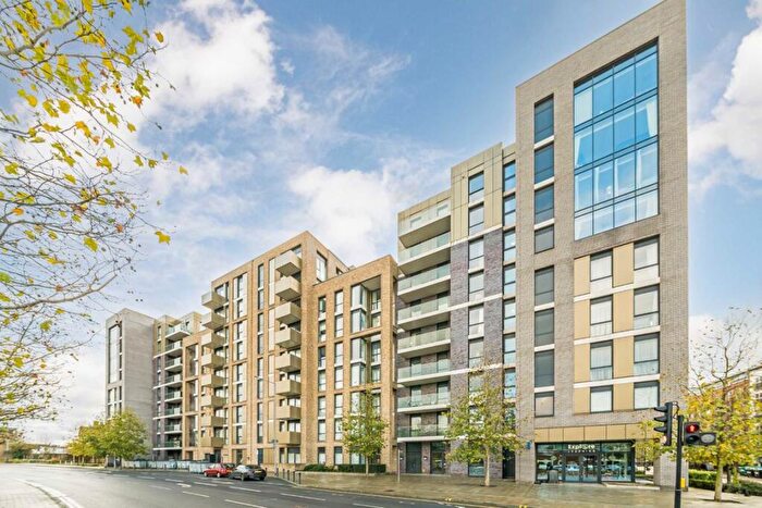 1 Bedroom Flat For Sale In Queenshurst Square, Kingston Upon Thames, KT2