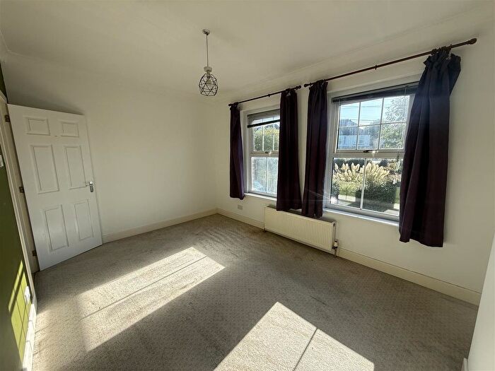 2 Bedroom End Terrace House To Rent In Woodmead Road, Axminster, EX13