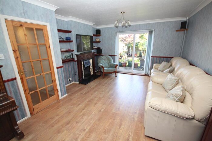 3 Bedroom Terraced House For Sale In Almond Way, Bromley, BR2