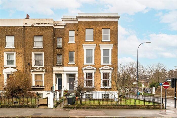 2 Bedroom Flat For Sale In Lewisham Way, New Cross, SE14