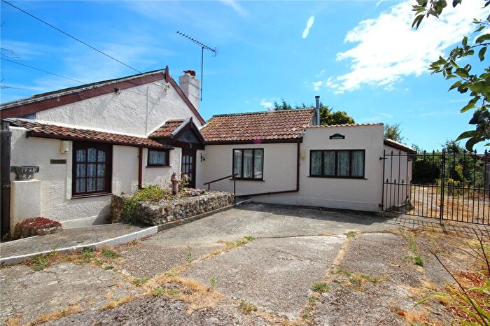 3 Bedroom Bungalow For Sale In Swan Hill Road, Colyford, EX24